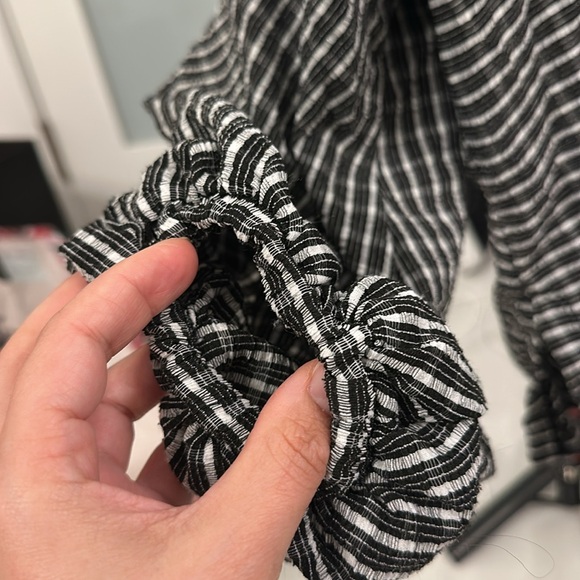 Max studio blouse - Picture 2 of 4